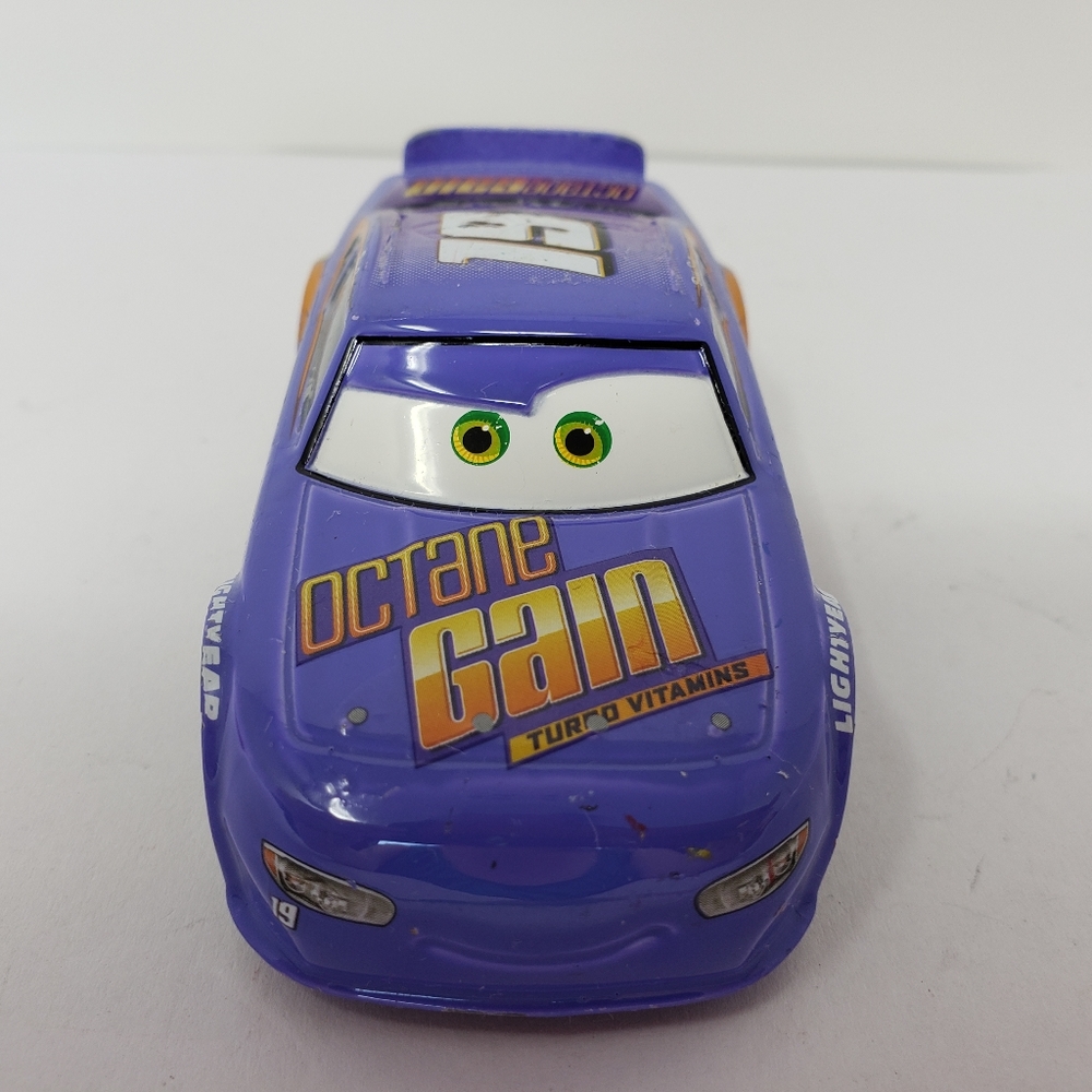 Disney Pixar Cars 4" Bobby Swift Diecast Toy Car - Picture 8 of 16